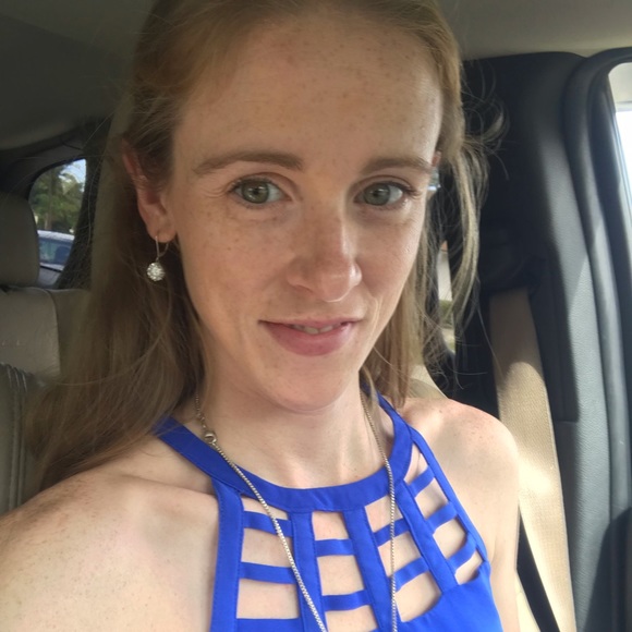 Meet your Posher, Carol - Picture 2 of 12